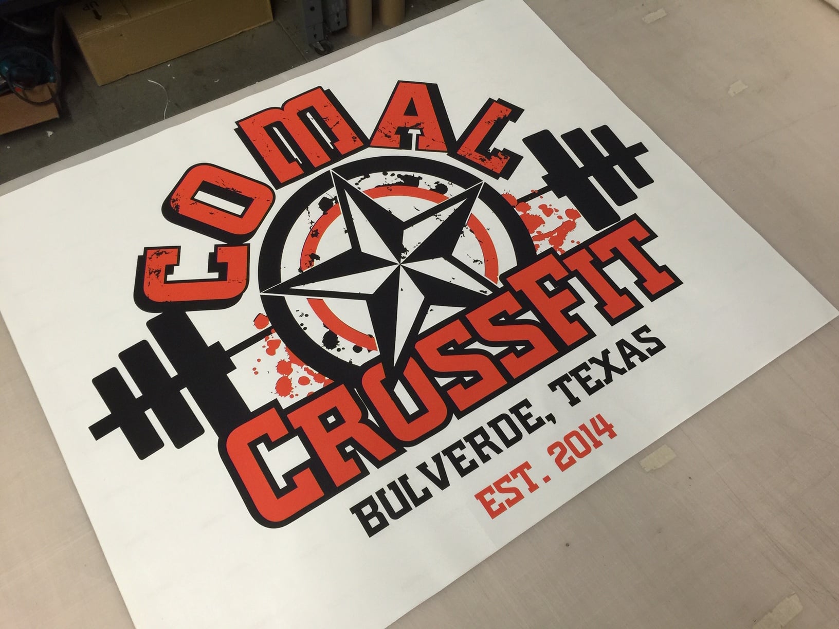 Customizable platform decals to showcase gym logos and designs